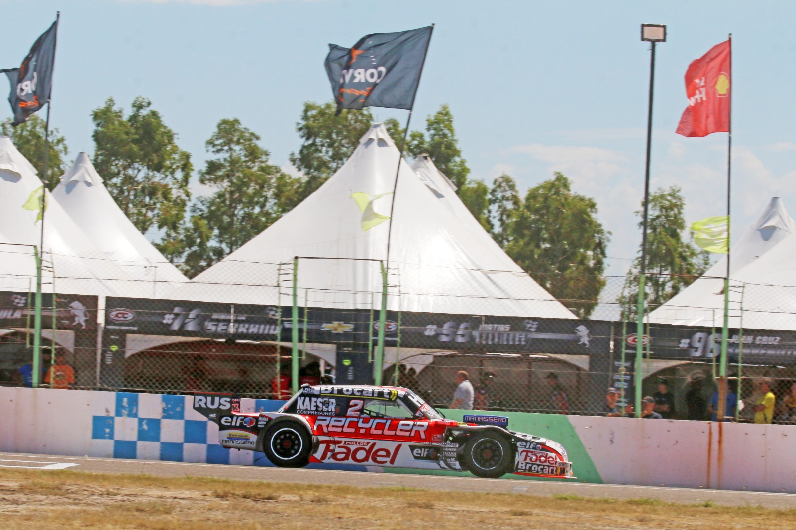 Las mejores fotos del domingo del Turismo Carretera en Viedma: WhatsApp Image 2023-02-12 at 15.44.09 (1).jpeg